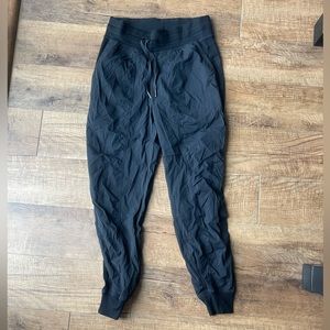 LULULEMON JOGGERS